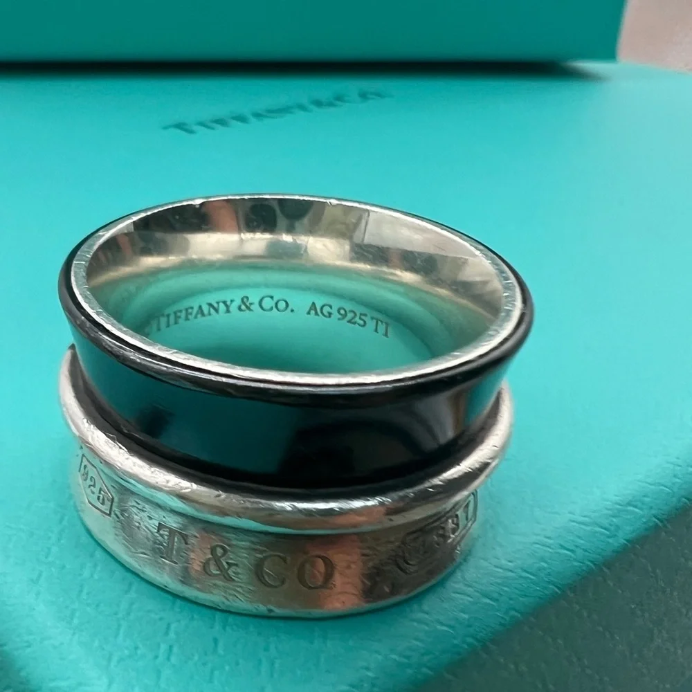 🔴Authentic Tiffany & Co. Sterling Silver and Titanium 1837 Wide Ring🔴 - Picture 6 of 8